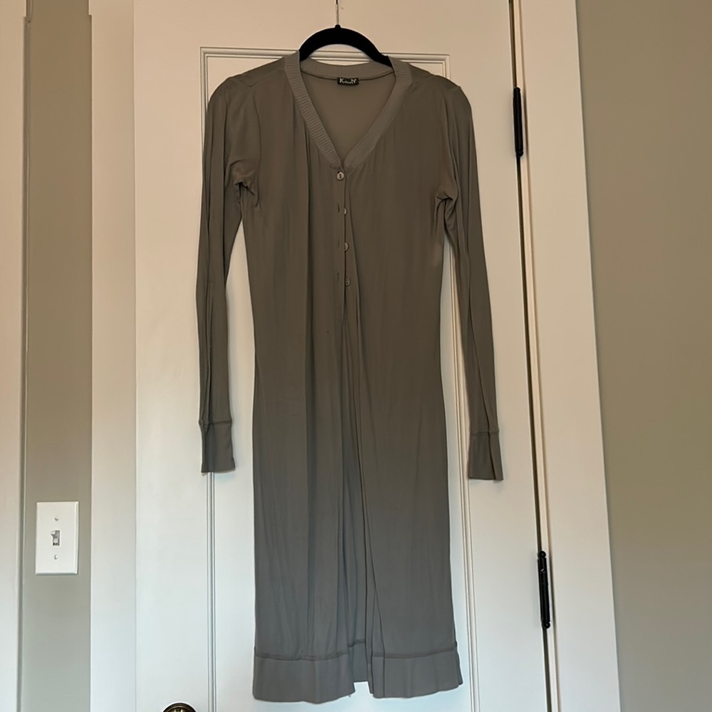 KristenseN Du Nord light grey size 1 or sm long open cardigan with 4 top buttons